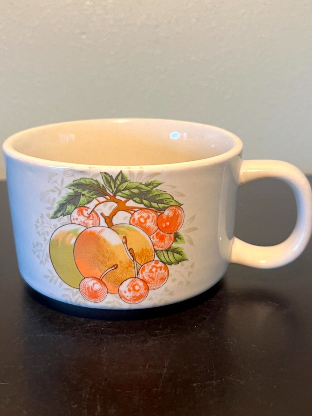 Otagiri Stoneware Coffee Soup Mug / Handled Bowl w/ Peaches, Apricots & Cherries